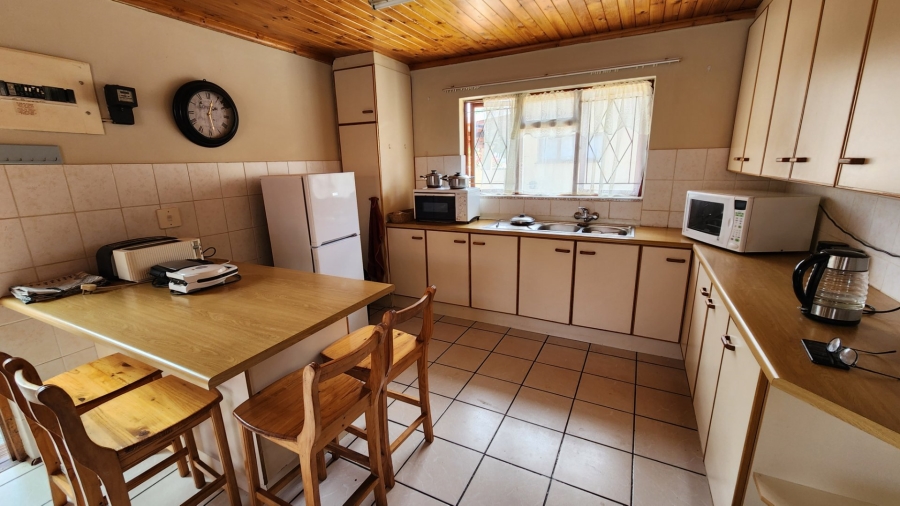 3 Bedroom Property for Sale in Hartenbos Central Western Cape